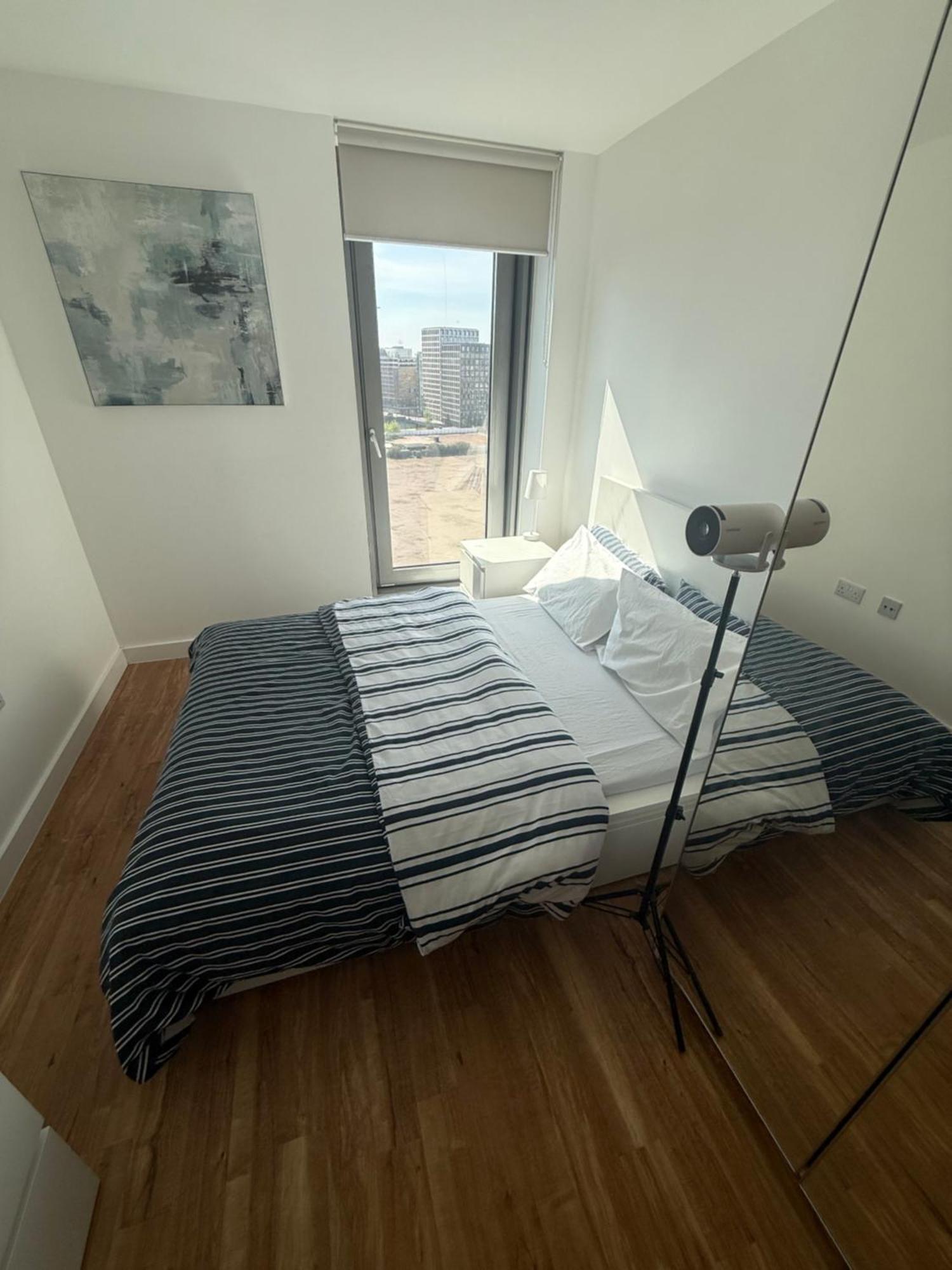 The Urban Escape In Media - A Private And Bathroom In A Shared Homestay Manchester